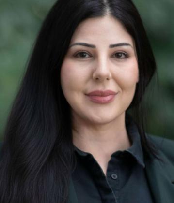 Alexia (Eredoni) Yazdani 
